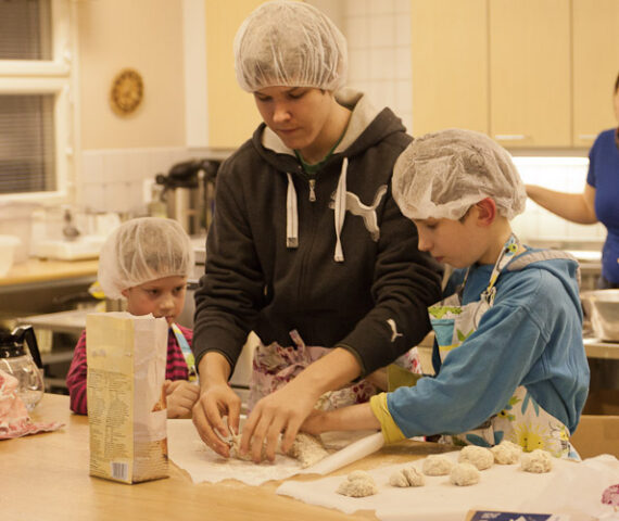 Poikkeus 2012_04